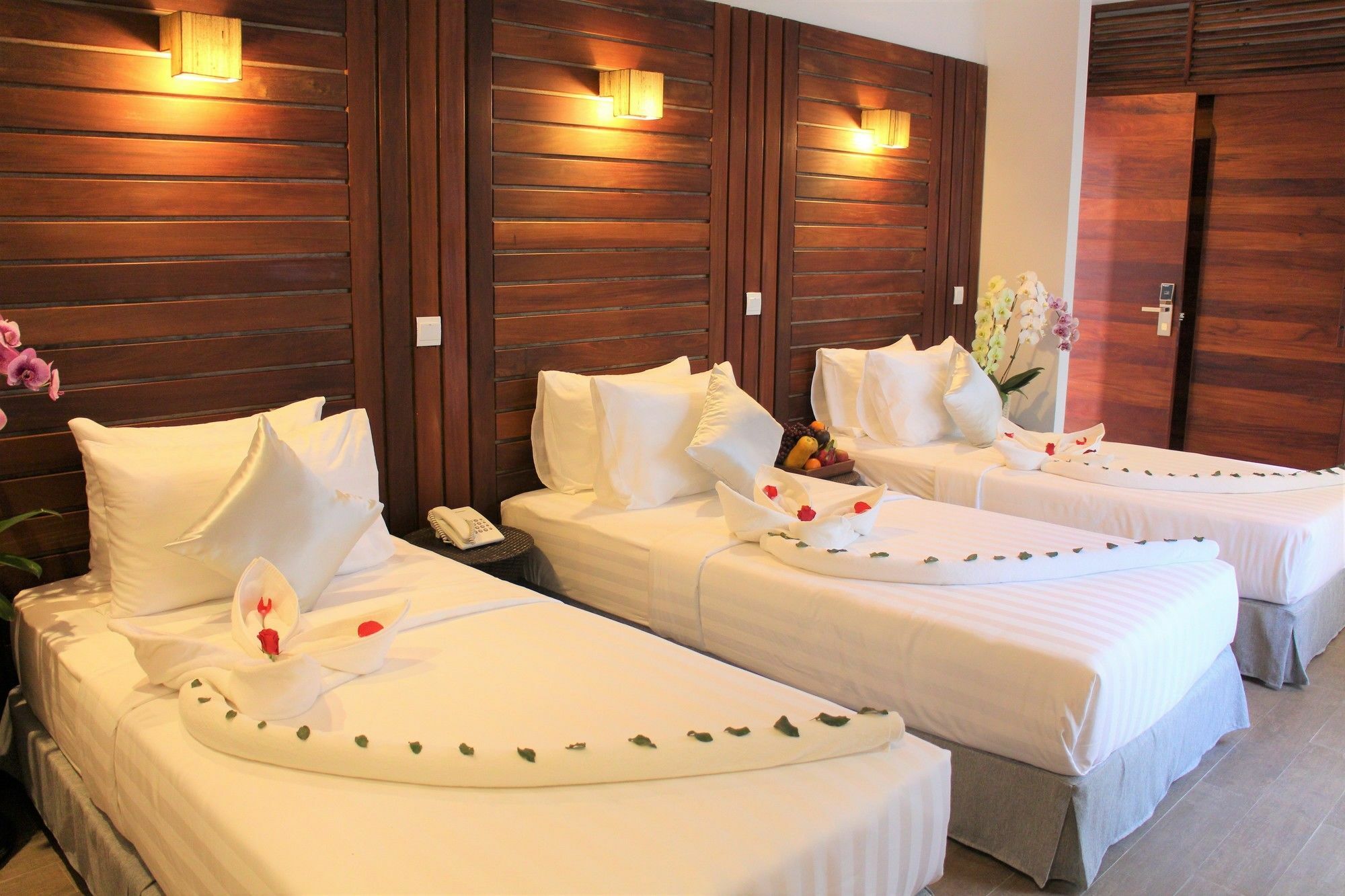 פנום פן De Ninth Boutique Hotel & Spa מראה חיצוני תמונה